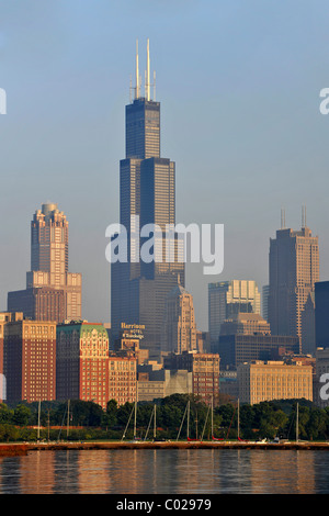 La Willis Tower, anciennement Sears Tower et rebaptisé en 2009, le lac Michigan, Chicago, Illinois, États-Unis d'Amérique, USA Banque D'Images