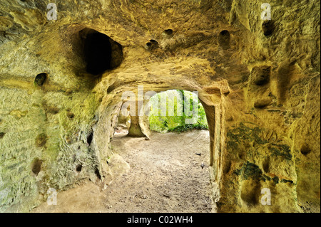 Grotte de grès au-dessus du pèlerinage de Notre-Dame de la roche en Aachtobel Réserve Naturelle, le lac de Constance District Banque D'Images