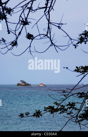 Maison sur petite île, Colombiens Banque D'Images