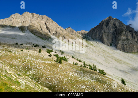 Montagnes dans la partie supérieure de la vallée du Var, Parc National du Mercantour, Verdon haute montagne, Alpes de Haute Provence, France, Europe Banque D'Images