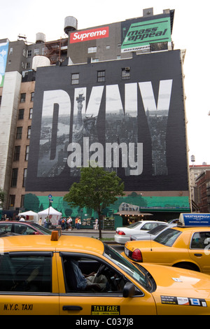 DKNY billboard New York City Banque D'Images