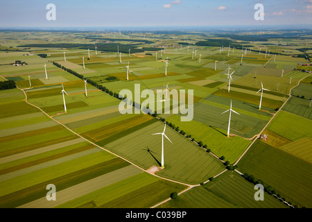 Vue aérienne, les éoliennes, les éoliennes, Marsberg, district de Coesfeld, Nordrhein-Westfalen, Germany, Europe Banque D'Images