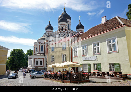 Centre-ville historique, la cathédrale Alexandre Nevski, restaurant grec, Tallinn, Estonie, anciennement l'hôtel Reval, États baltes Banque D'Images