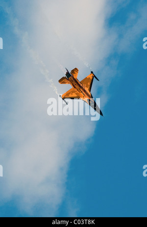 RNLAF des chasseurs F-16 à raf leuchars air show en septembre 2010 Banque D'Images