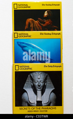 Dvd National Geographic gratuit donné avec le Sunday Telegraph sur fond blanc Banque D'Images