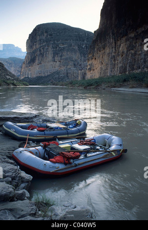 Rafting de Boquillas Canyon, Rio Grande, Big Bend National Park, Texas Banque D'Images