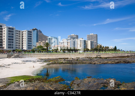 Trois Anchor Bay Beach et Sea Point à Cape Town Banque D'Images