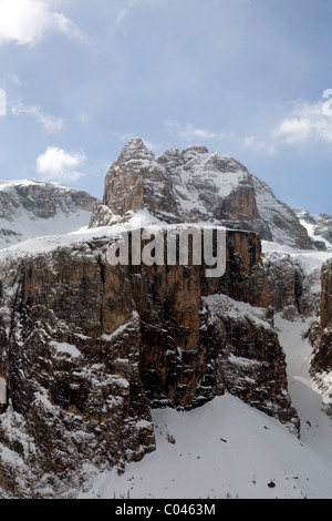 Les falaises et les montagnes VAL DE MESDI Gruppo del Sella Sella Gruppe Colfosco Corvara Selva Dolomites Italie Banque D'Images