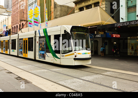 En Tramway de Melbourne Bourke Street Mall. Banque D'Images