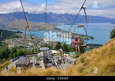 La luge, le télésiège de Skyline Gondola et Queenstown, Luge, Région de l'Otago, île du Sud, Nouvelle-Zélande Banque D'Images