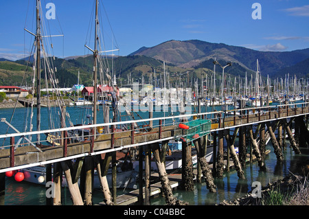 Bateaux de pêche au Port Nelson, Nelson, région de Tasmanie, île du Sud, Nouvelle-Zélande Banque D'Images