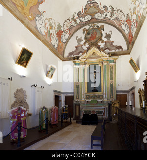 Sacristie de l'église de Misericordia dans la ville de Santarém, au Portugal. La fin du 16ème siècle l'architecture de la Renaissance. Banque D'Images