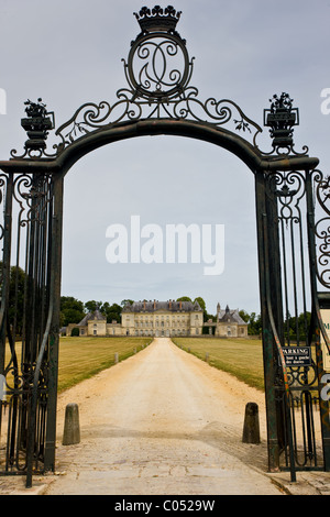 Château de Montgeoffroy, manoir datant du xviiie siècle, par l'architecte Jean-Benoît-Vincent Barré, près d'Angers, France Banque D'Images