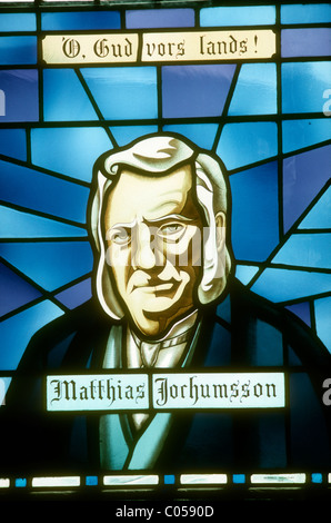 Vitrail dans la cathédrale à Akureyri, Islande montrant Matthias Jochumsson, l'auteur de l'hymne national d'Islande. Banque D'Images
