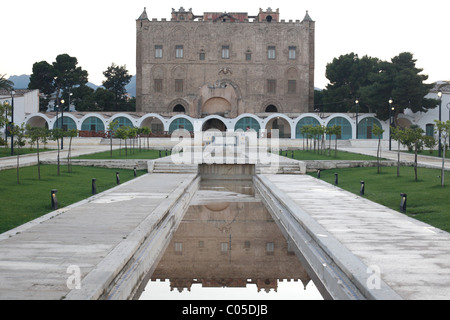 Palais de la Zisa, Palerme, Sicile, Italie, Europe Banque D'Images