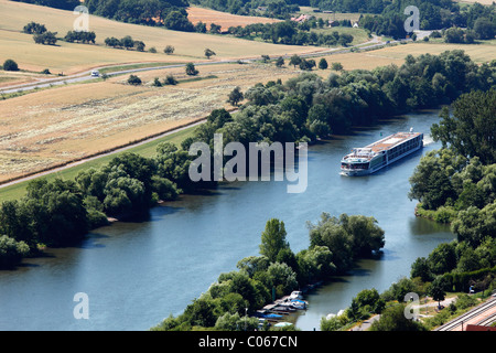 Navire à passagers, Amabella, sur la rivière principale près de Stadtprozelten, Mainfranken, Lower Franconia, Franconia, Bavaria Banque D'Images