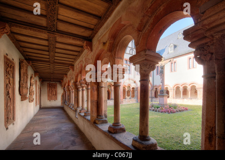 Cloître de la Collégiale de Saint Pierre et Alexander, Aschaffenburg, principal inférieur de Bavière, en Basse-franconie, Franconia Banque D'Images