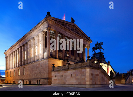 Alte Nationalgalerie, ancienne Galerie Nationale, sur l'île aux musées, le quartier de Berlin-Mitte, Berlin, Germany, Europe Banque D'Images