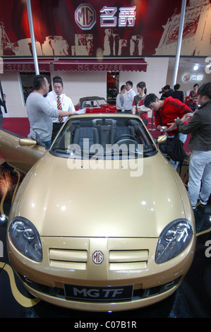 Exposition de voitures de Nanjing en Chine des milliers troupeau ?s plus grande exposition de voitures chaque année. L'automobile, de l'Expo 2007 Shanghai, Chine Orientale Banque D'Images