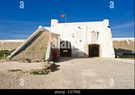 Gatehouse dans la Fortaleza de Sagres national monument, Ponta de Sagres, Lagos, Algarve, Portugal, Europe Banque D'Images