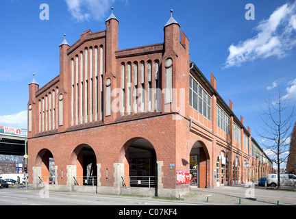 La station Warschauer Strasse, Friedrichshain, Berlin, Allemagne l'Europe Banque D'Images