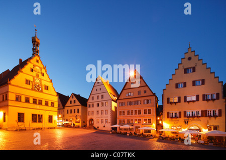 Place du marché et Ratstrinkstube inn, Rothenburg ob der Tauber, Route Romantique, Middle Franconia, Franconia, Bavaria Banque D'Images