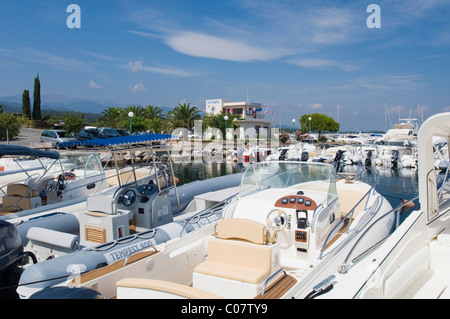 Marina, Solenzara, sur la côte est, Corse, France, Europe Banque D'Images
