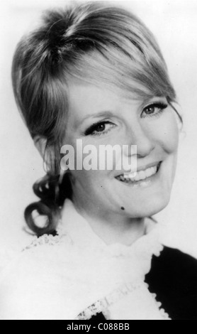 PETULA CLARK photo promotionnelle de chanteuse et actrice de cinéma britannique vers 1968 Banque D'Images