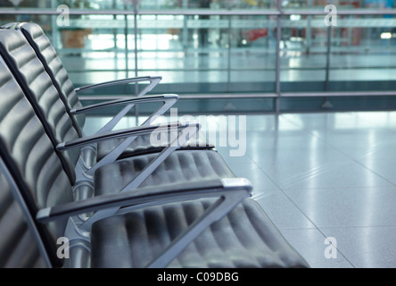 Salle d'attente dans un bâtiment de l'aéroport Banque D'Images