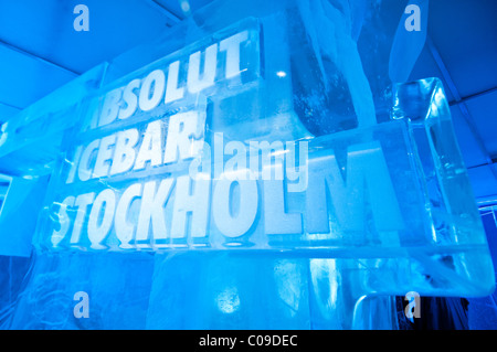 À l'intérieur de l'Absolut Icebar à Stockholm en Suède Banque D'Images