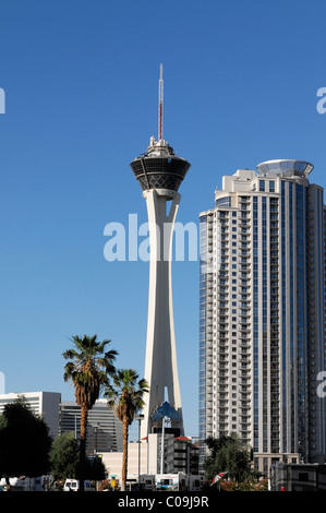 Stratosphère Tower, Tour d'observation avec casino et l'hôtel, Las Vegas, Nevada, USA, Amérique du Nord Banque D'Images