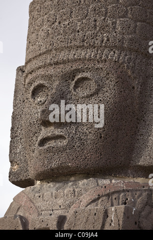 Détail d'un guerrier Atlante toltèque figure dans l'ancienne capitale toltèque de Tula Tollan ou dans le centre du Mexique. Banque D'Images