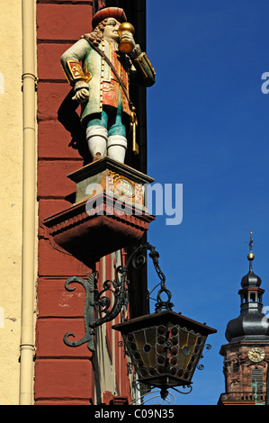 La figure du restaurant Perkeo, sur le tour de l'Église Heiliggeistkirche Saint-esprit, Hauptstrasse 127, Heidelberg Banque D'Images