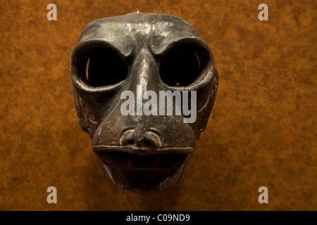 Masque animal en céramique de la culture de Tlatilco autochtones Pre-Classic, Musée National d'Anthropologie, Mexico. Banque D'Images