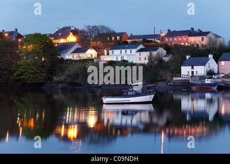 Soirée au port, Kinsale, dans le comté de Cork, en République d'Irlande, British Isles, Europe Banque D'Images