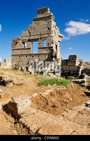 Ruine à byzantin le site archéologique de Serjilla, villes mortes, en Syrie, au Moyen-Orient, en Asie de l'Ouest Banque D'Images