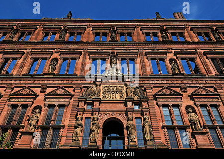 Ruines du château de Heidelberg, détruit en 1693, l'entrée de la façade ouvragée Ottheinrichs, bâtiment construit sous l'électeur Otto Banque D'Images