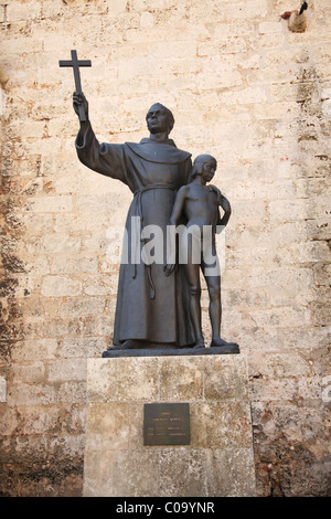 Statue de Fray Junipero Serra à La Havane Cuba Banque D'Images