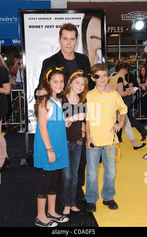 Ray Liotta, Karsen Liotta, vous Los Angeles film premiere de 'Bee Movie' qui a eu lieu au Mann Village Theatre - Arrivals Westwood, Banque D'Images