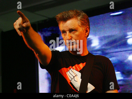 Billy Bragg effectue chez HMV sur Oxford Street London, England - 07.03.08 Banque D'Images