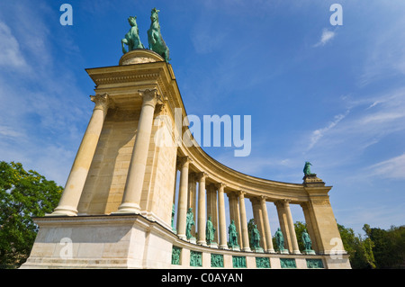 Le monument du millénaire, la Place des Héros, Hosok tere, Budapest, Hongrie, Europe, UE Banque D'Images