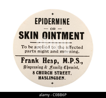 Old vintage pharmacie étiquette pour epidermine onguent la peau de Frank Heap M P S en Haslingden and. Seulement ÉDITORIALE Banque D'Images