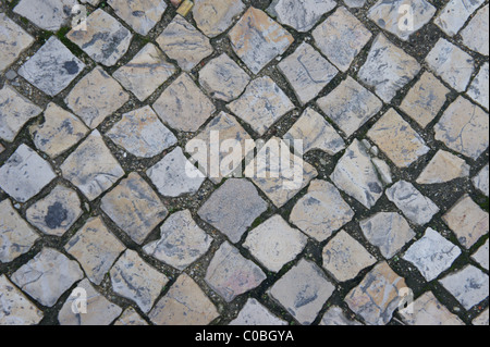 Trottoir (typiquement portugais Calçada portuguesa) Banque D'Images