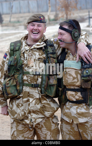 Le Welsh Guards battel group on il tour de service en Irak 2004. Ils ont été posté, juste à la sortie al Arhmar et dans le sud de l'Iraq. Banque D'Images