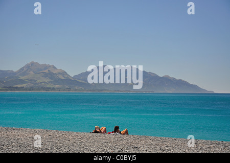 Vue sur la plage et la côte de Kaikoura, Kaikoura, Canterbury, Région de l'île du Sud, Nouvelle-Zélande Banque D'Images