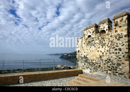 Les murs en pierre du Château des Maures à Salobreña, Costa Tropical, Grenade, Andalousie, Espagne, Europe, pays arabes, l'enrichissement, de construction Banque D'Images