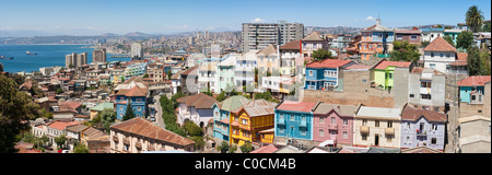 Vue panoramique sur la ville historique de Valparaiso, Chili, UNESCO World Heritage. Banque D'Images