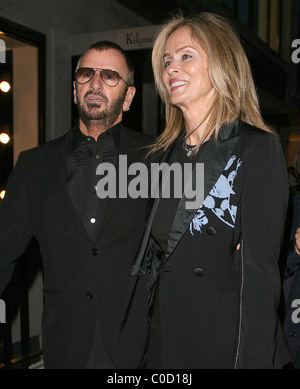 Ringo Starr et Barbara Bach assister à la Linda McCartney Photographs - Private View au James Hyman Gallery. Londres, Angleterre Banque D'Images