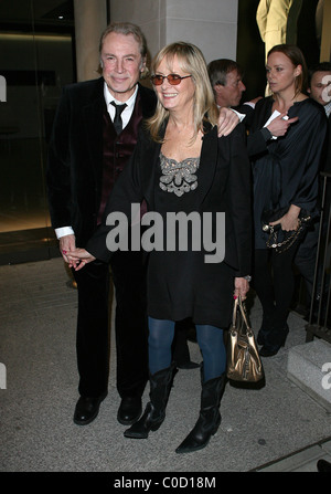 Leigh Lawson et Twiggy assister à la Linda McCartney Photographs - Private View au James Hyman Gallery. Londres, Angleterre - Banque D'Images