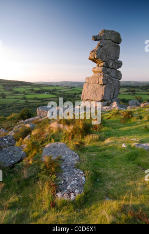 Le nez du Bowerman, Dartmoor, lumière du soir en été. Banque D'Images